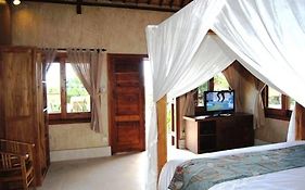 Three Monkeys Villas